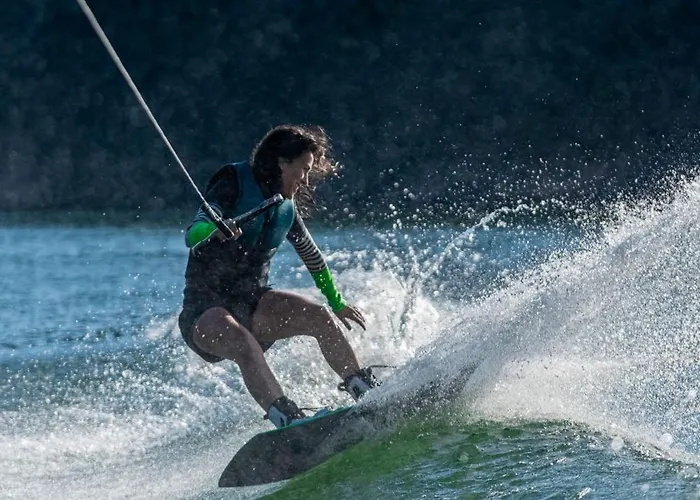 Zab Living فندق مبيت وإفطار فيلا دي ري